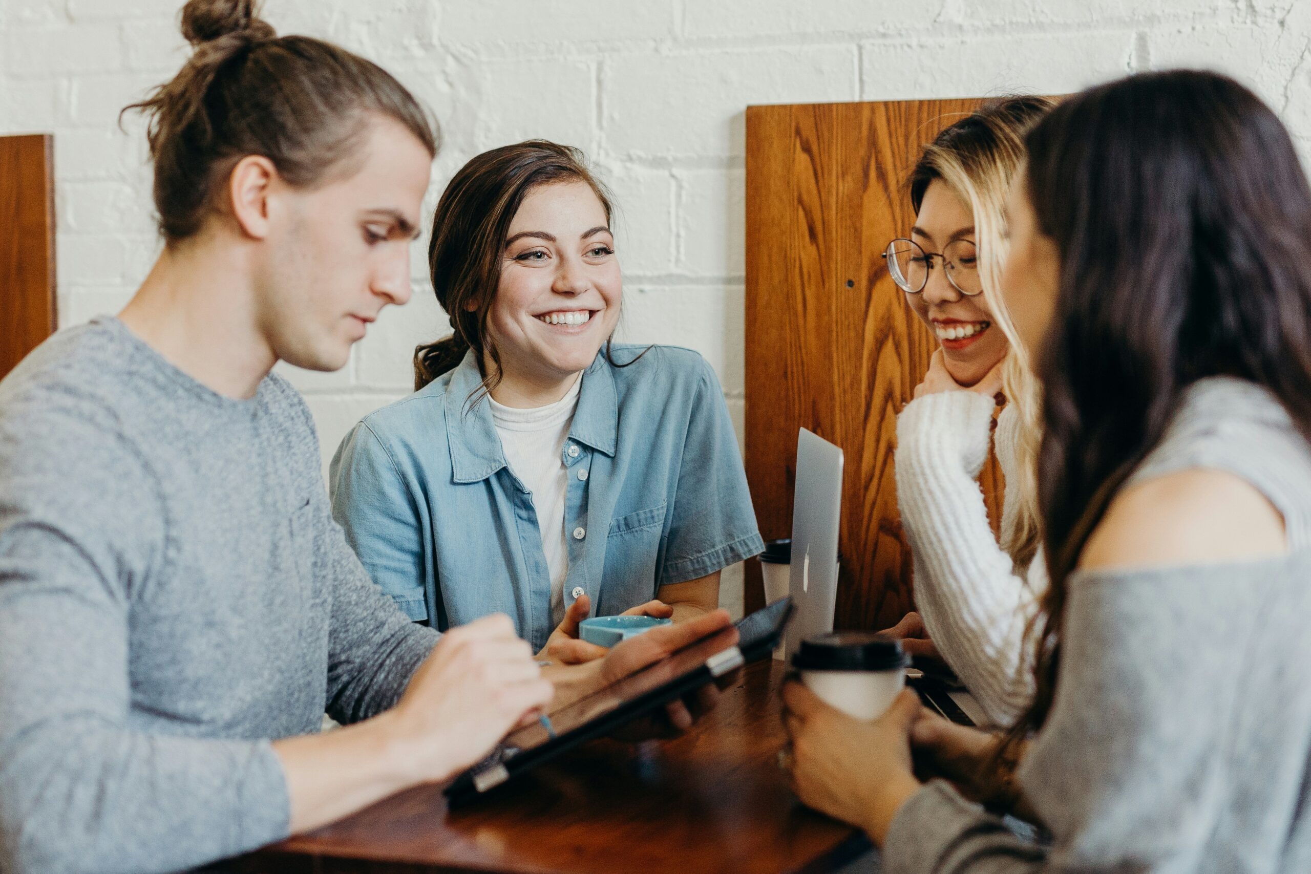Recherche d’emploi : Démystifions le networking