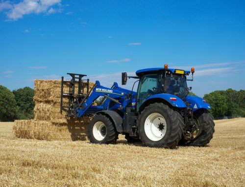 Quelles sont les solutions RH pour gérer les délais grandissants de livraison de matériel agricole et leurs impacts sur les équipes ?